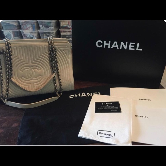 CHANEL Handbags - Authentic Chanel